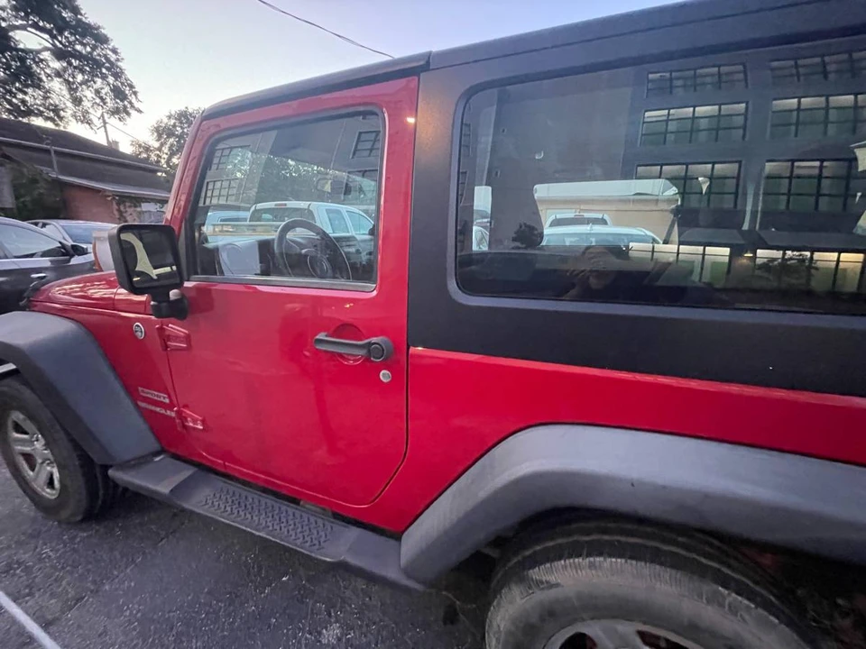 2015 Jeep JK Wrangler - Image 2 of 12