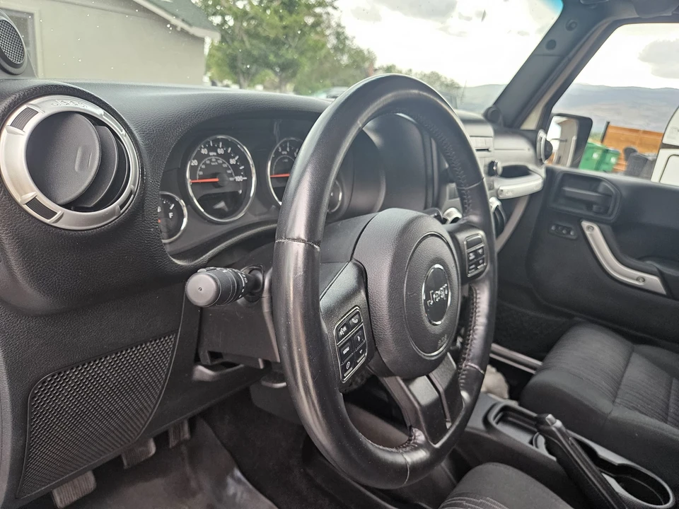 2011 Jeep JK Wrangler - Image 23 of 31