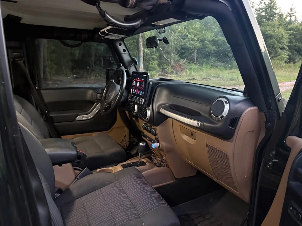 2011 Jeep JK Wrangler - Image 9 of 13