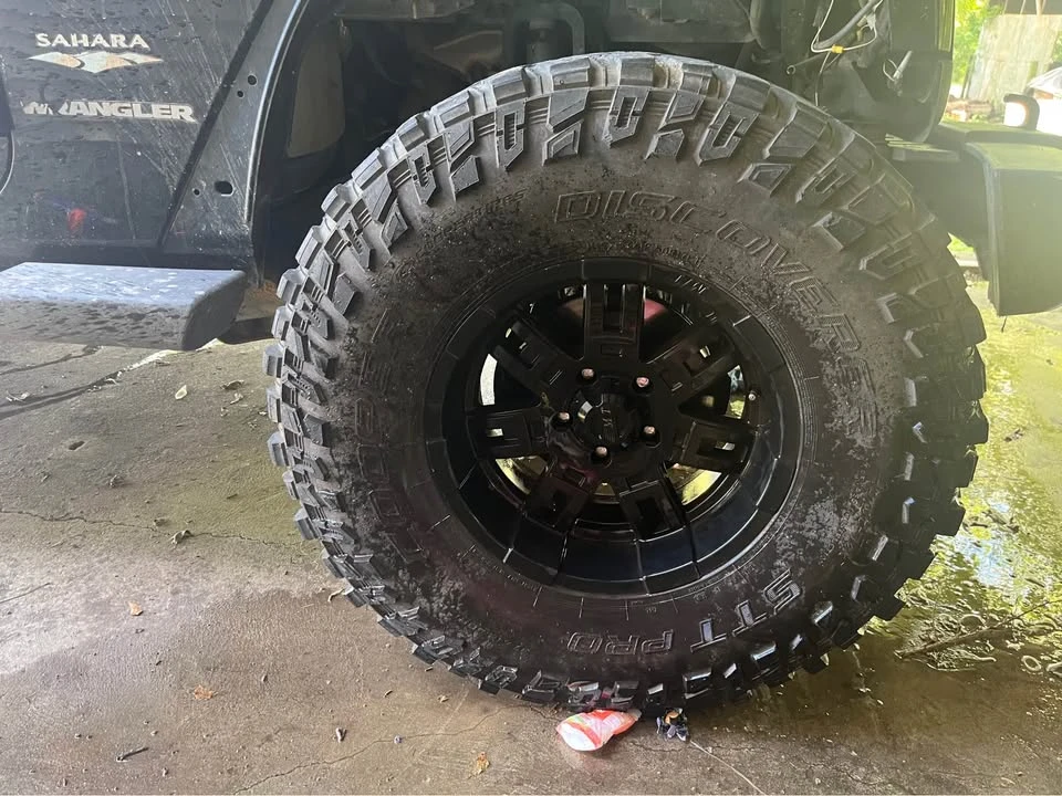 2011 Jeep JK Wrangler - Image 18 of 19