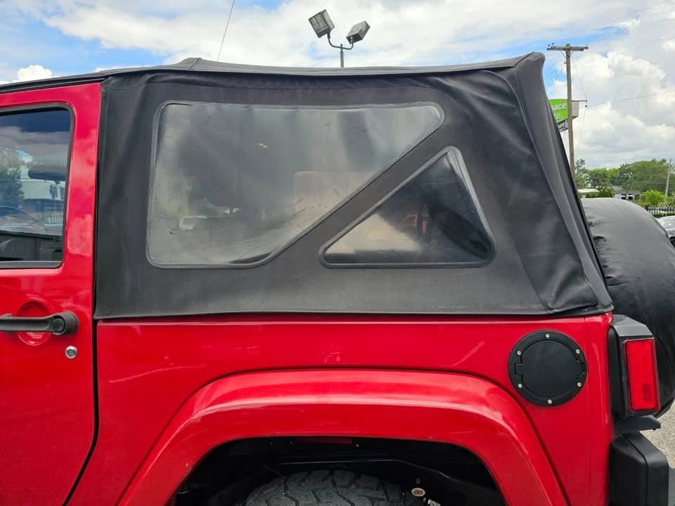 2011 Jeep JK Wrangler - Image 17 of 20