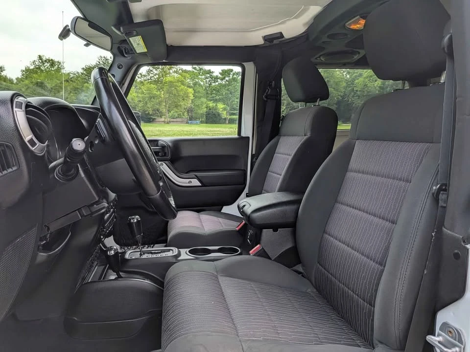 2011 Jeep JK Wrangler - Image 11 of 20