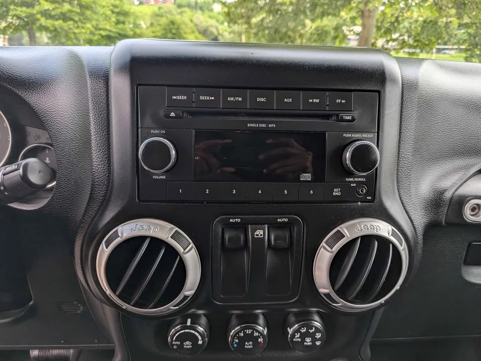 2011 Jeep JK Wrangler - Image 13 of 20