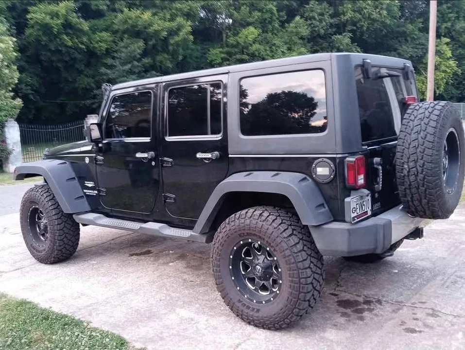 2011 Jeep JK Wrangler - Image 3 of 3
