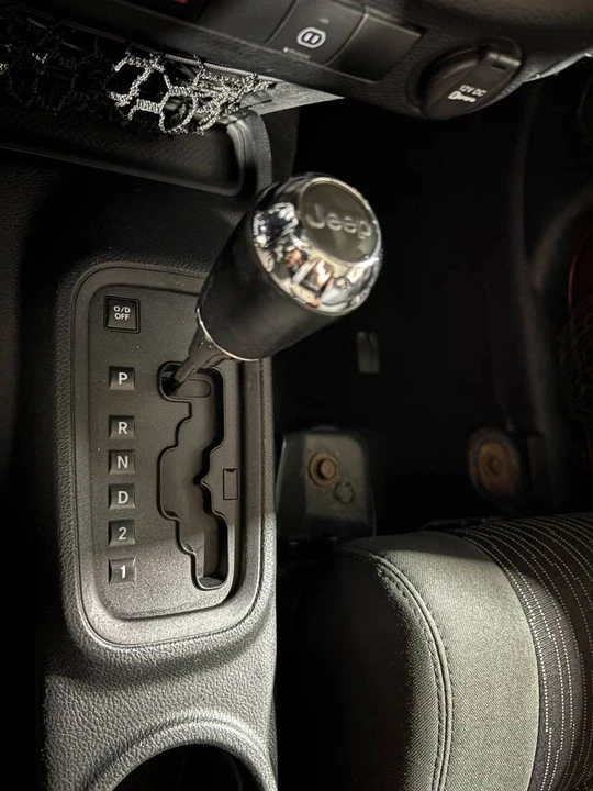 2011 Jeep JK Wrangler - Image 15 of 17