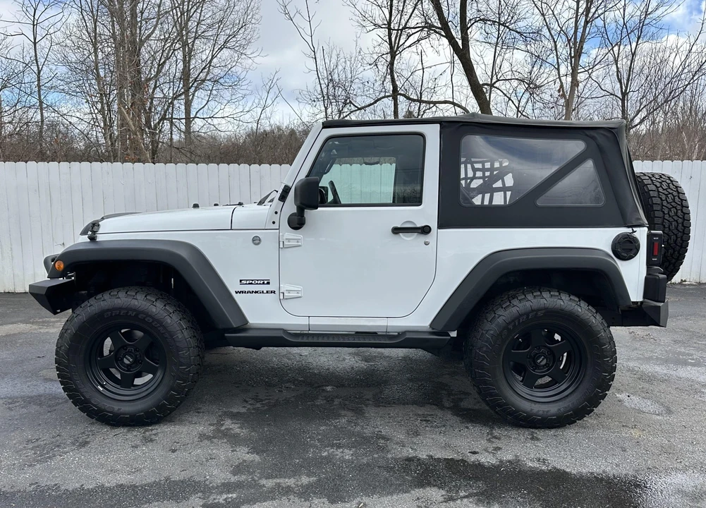 2011 Jeep JK Wrangler - Image 5 of 31