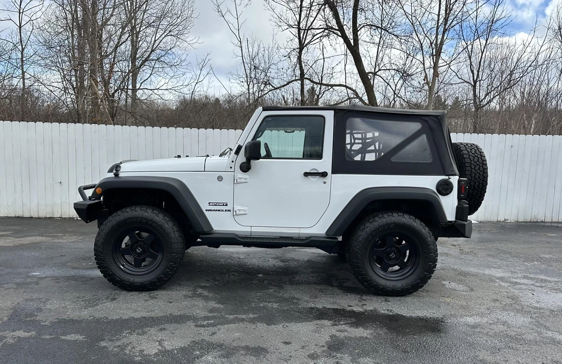 2011 Jeep JK Wrangler - Image 4 of 31