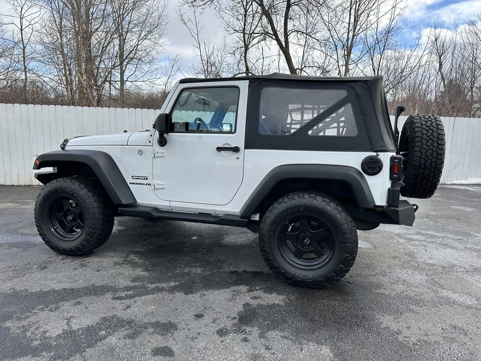 2011 Jeep JK Wrangler - Image 7 of 31