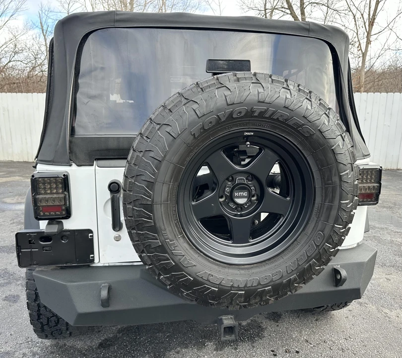 2011 Jeep JK Wrangler - Image 10 of 31