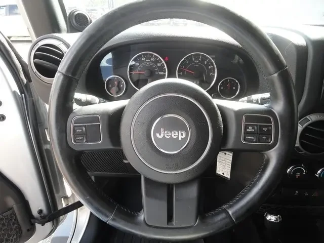 2011 Jeep JK Wrangler - Image 9 of 12