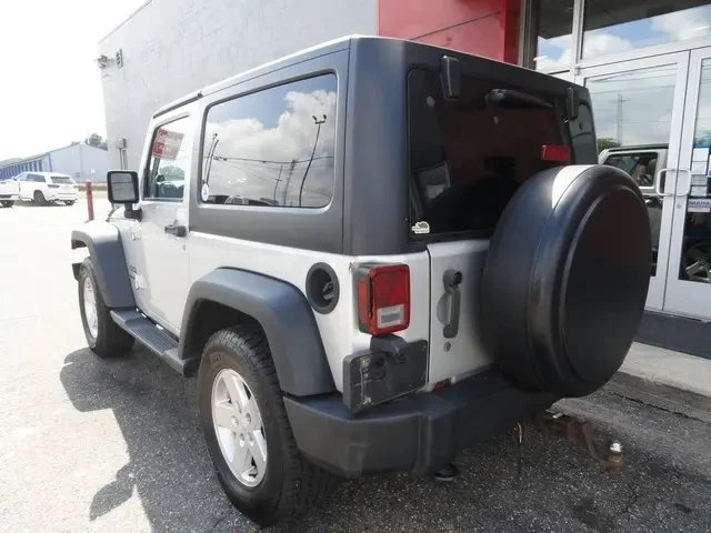 2011 Jeep JK Wrangler - Image 4 of 12
