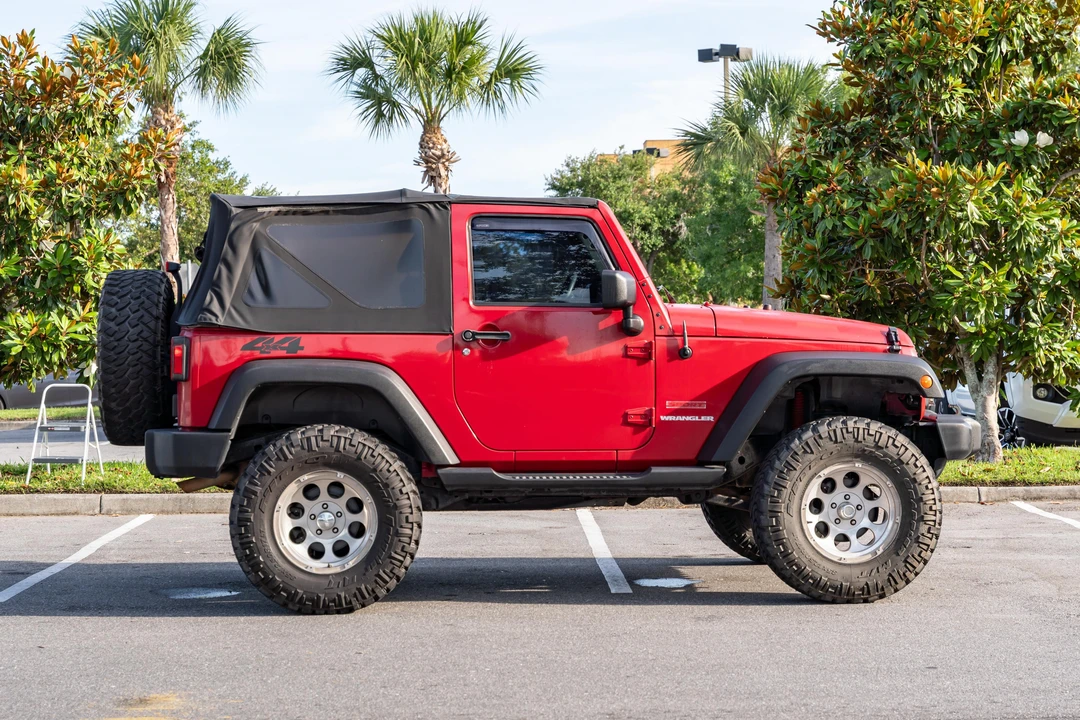 2011 Jeep JK Wrangler - Image 8 of 31