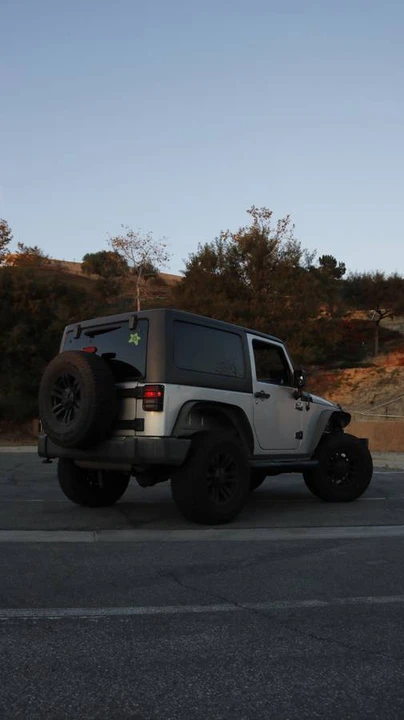 2011 Jeep JK Wrangler - Image 16 of 18