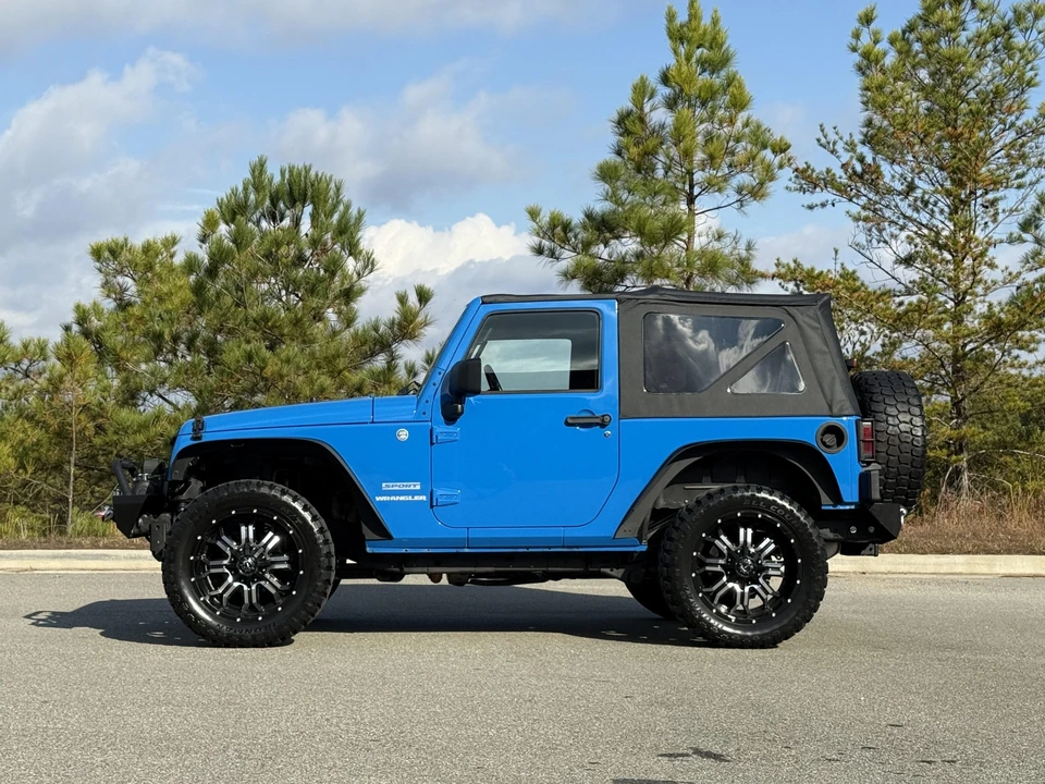 2011 Jeep JK Wrangler - Image 9 of 31
