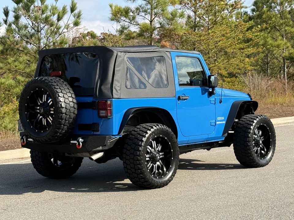 2011 Jeep JK Wrangler - Image 15 of 31