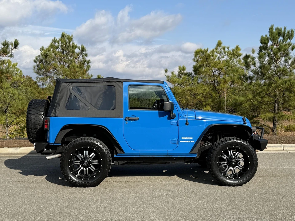 2011 Jeep JK Wrangler - Image 20 of 31