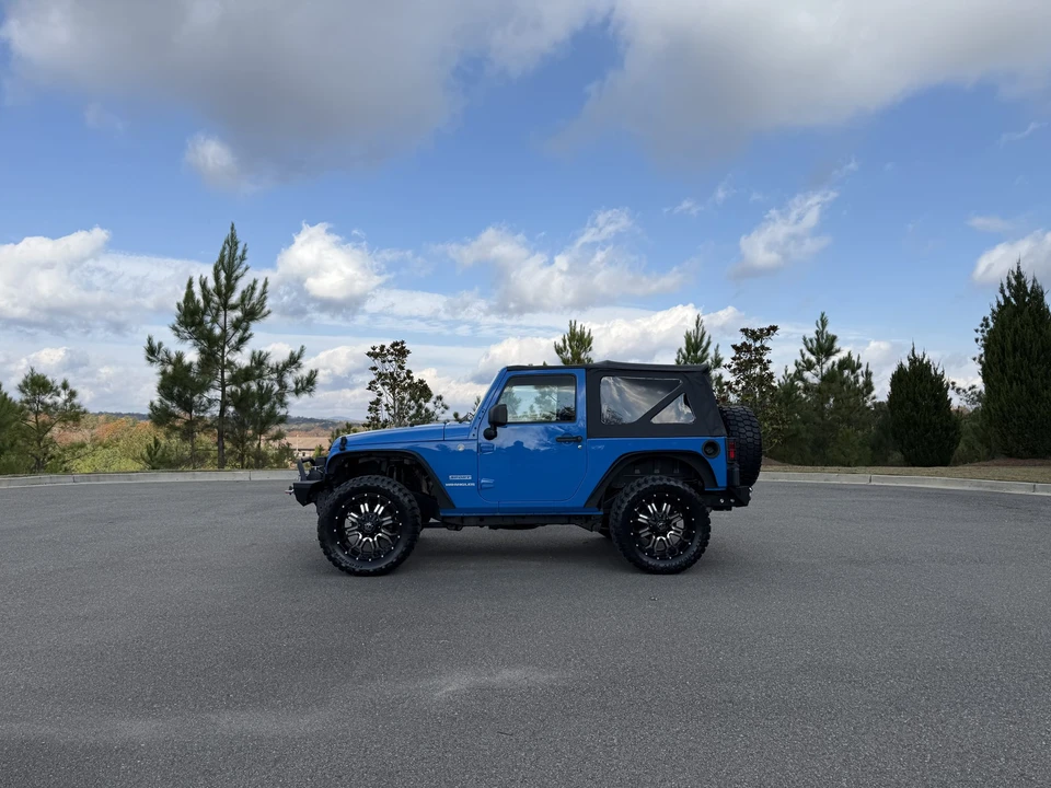 2011 Jeep JK Wrangler - Image 7 of 31