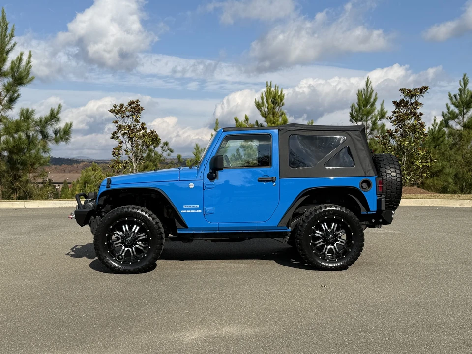 2011 Jeep JK Wrangler - Image 8 of 31