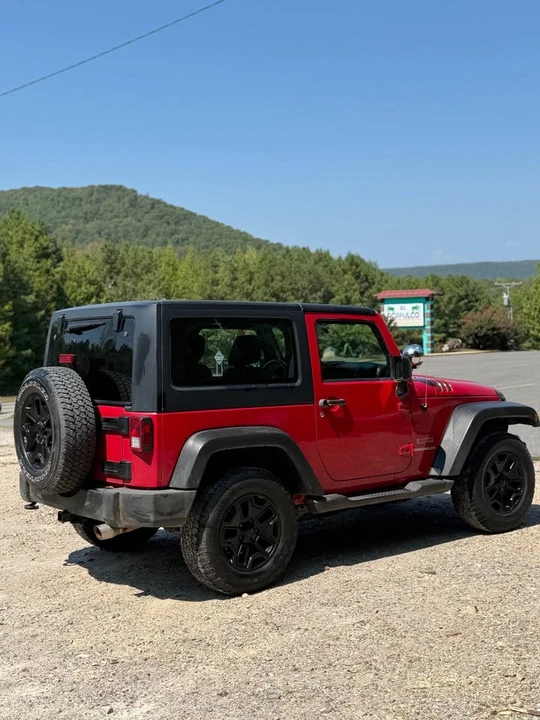 2011 Jeep JK Wrangler - Image 5 of 10