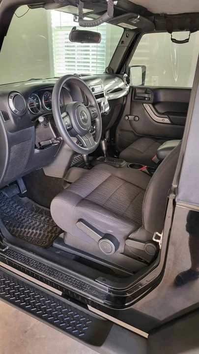 2011 Jeep JK Wrangler - Image 8 of 9