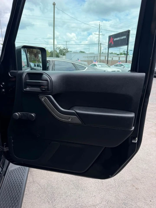 2011 Jeep JK Wrangler - Image 14 of 18