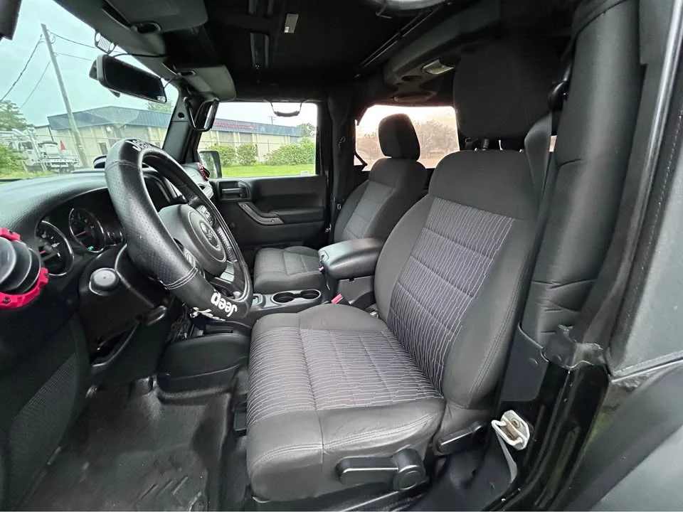 2011 Jeep JK Wrangler - Image 15 of 16