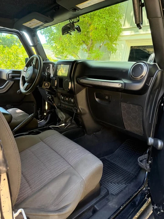 2011 Jeep JK Wrangler - Image 8 of 14