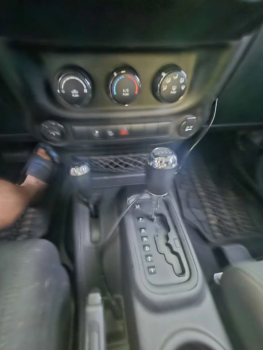2011 Jeep JK Wrangler - Image 8 of 9