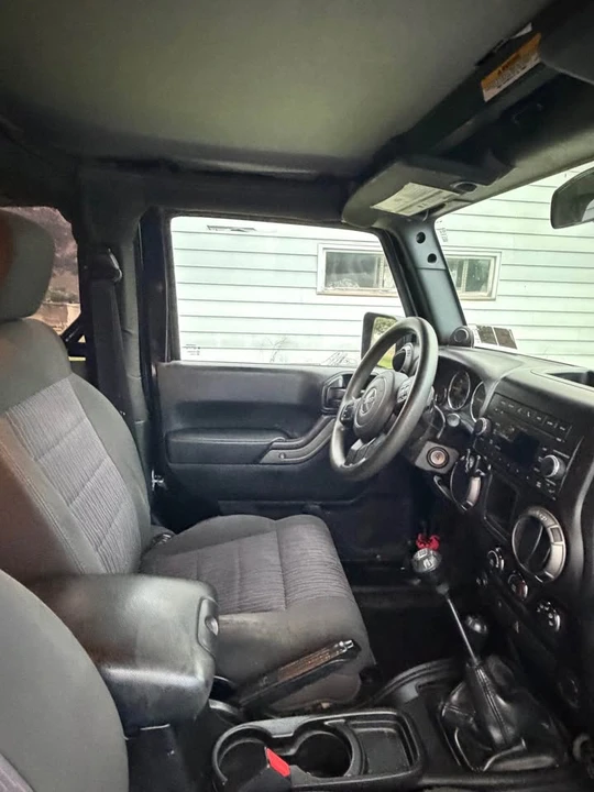 2011 Jeep JK Wrangler - Image 10 of 17