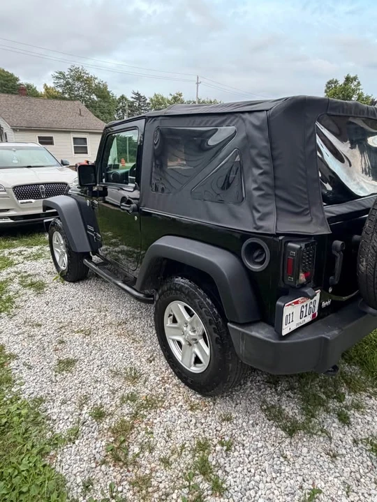 2011 Jeep JK Wrangler - Image 7 of 17