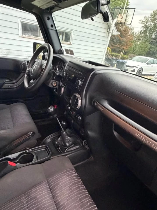 2011 Jeep JK Wrangler - Image 3 of 17