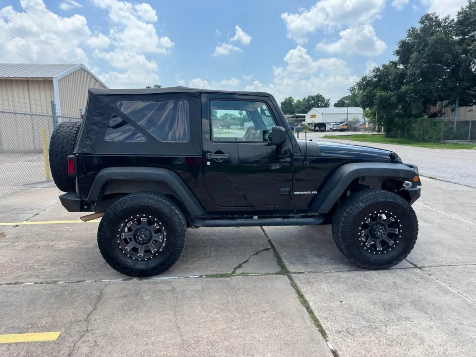 2011 Jeep JK Wrangler - Image 8 of 11