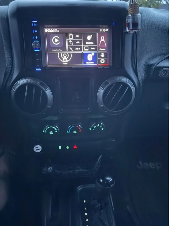 2011 Jeep JK Wrangler - Image 14 of 15