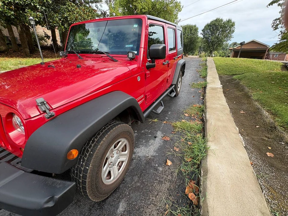2011 Jeep JK Wrangler - Image 5 of 11