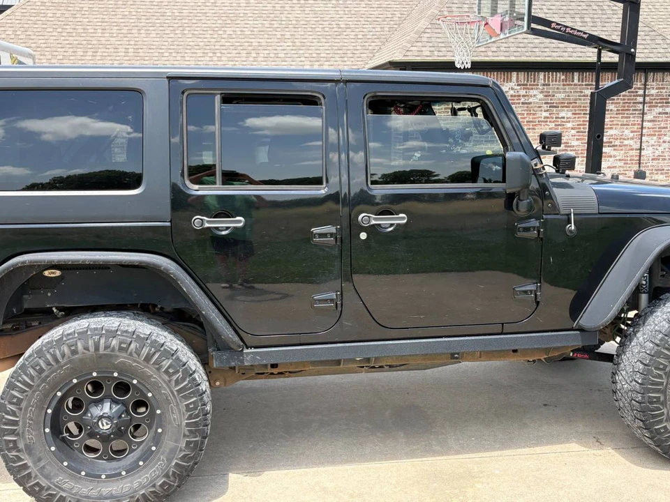 2011 Jeep JK Wrangler - Image 15 of 18