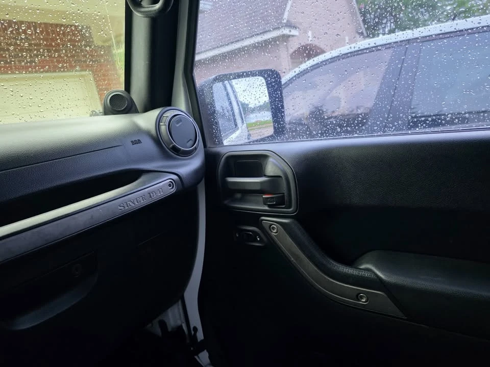 2011 Jeep JK Wrangler - Image 18 of 20