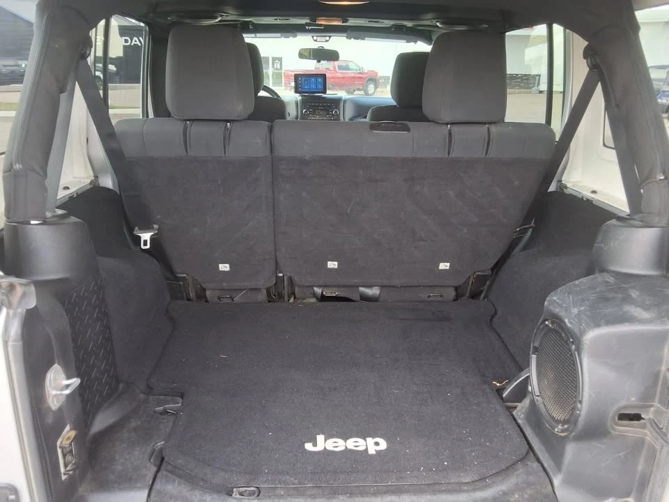 2011 Jeep JK Wrangler - Image 16 of 19