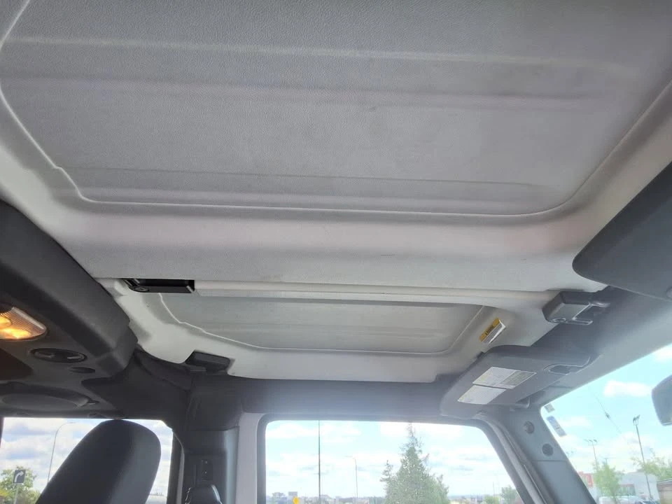 2011 Jeep JK Wrangler - Image 17 of 19