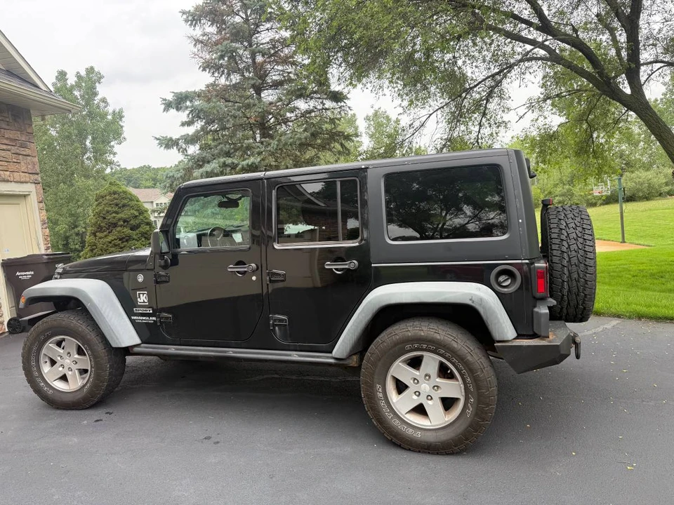2011 Jeep JK Wrangler - Image 8 of 14
