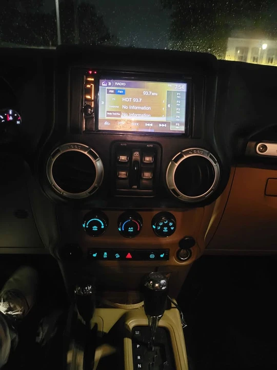 2011 Jeep JK Wrangler - Image 8 of 11