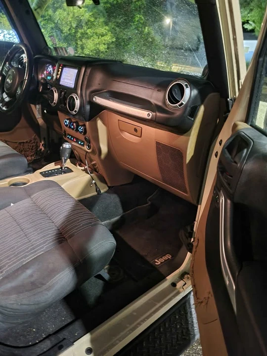 2011 Jeep JK Wrangler - Image 5 of 11
