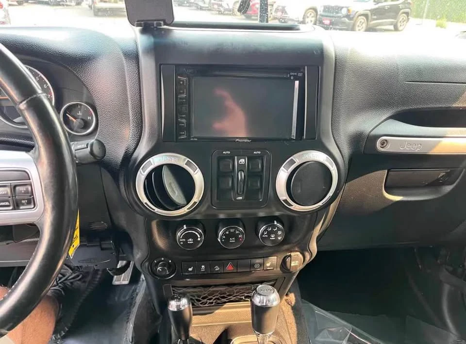 2011 Jeep JK Wrangler - Image 9 of 11