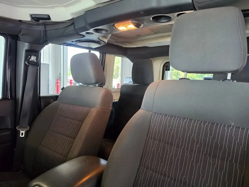 2011 Jeep JK Wrangler - Image 6 of 8