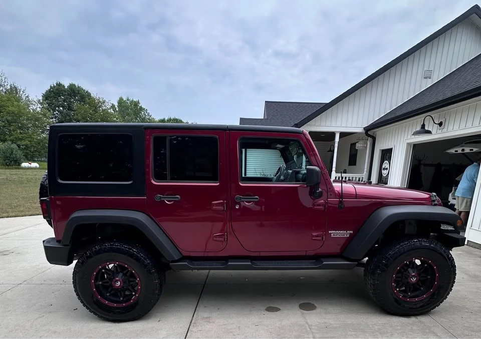 2011 Jeep JK Wrangler - Image 14 of 16