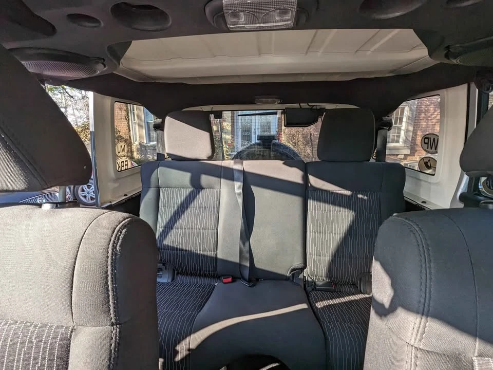 2011 Jeep JK Wrangler - Image 15 of 18