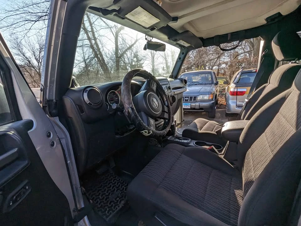 2011 Jeep JK Wrangler - Image 14 of 18