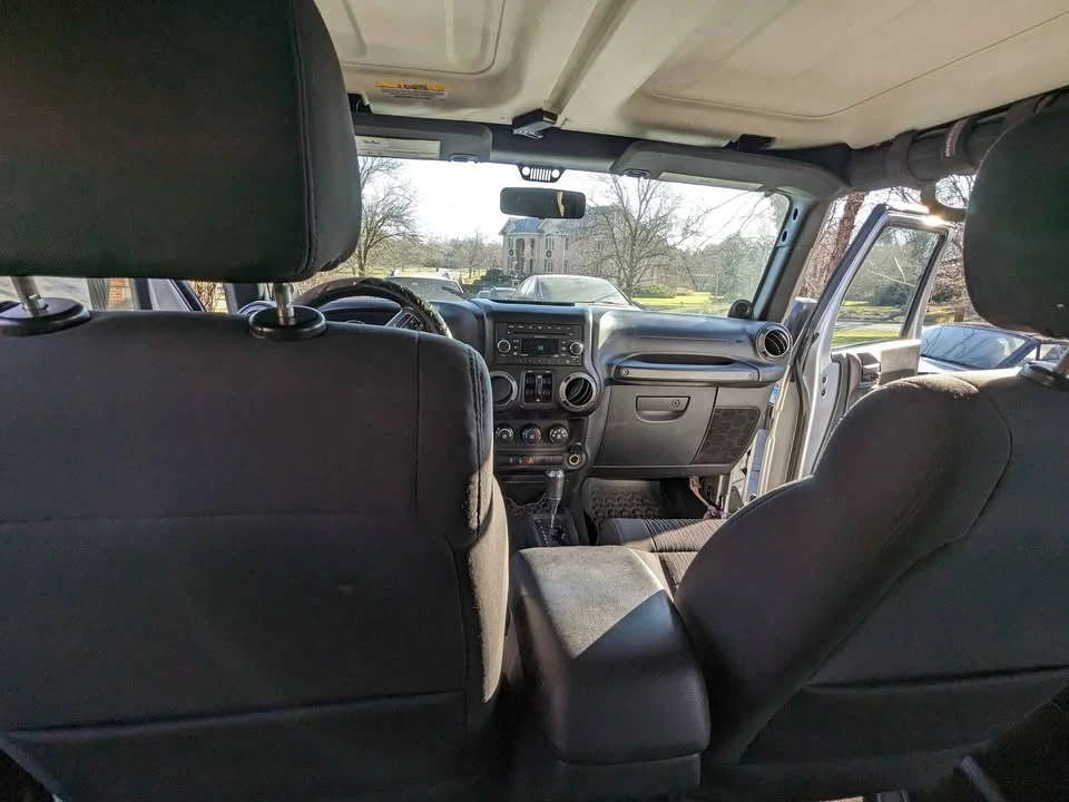 2011 Jeep JK Wrangler - Image 16 of 18