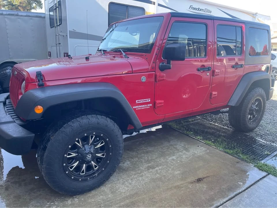 2011 Jeep JK Wrangler - Image 11 of 13