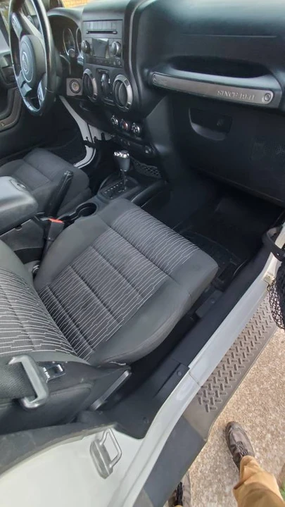 2011 Jeep JK Wrangler - Image 14 of 16