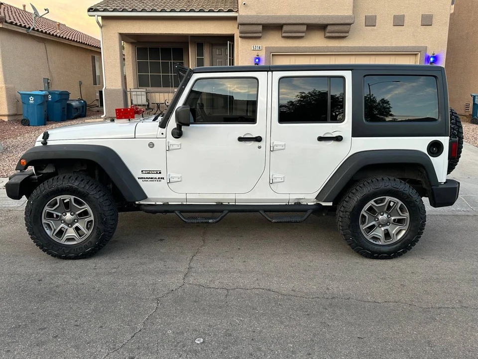 2011 Jeep JK Wrangler - Image 6 of 9